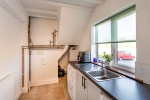 Photo 16- click for photo gallery